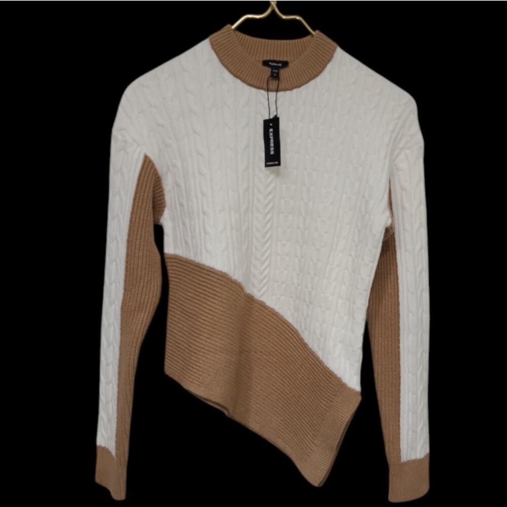 NWT Express Chunky Cable Knit Sweater XS Cream/Tan Color Block Asymmetrical Hem